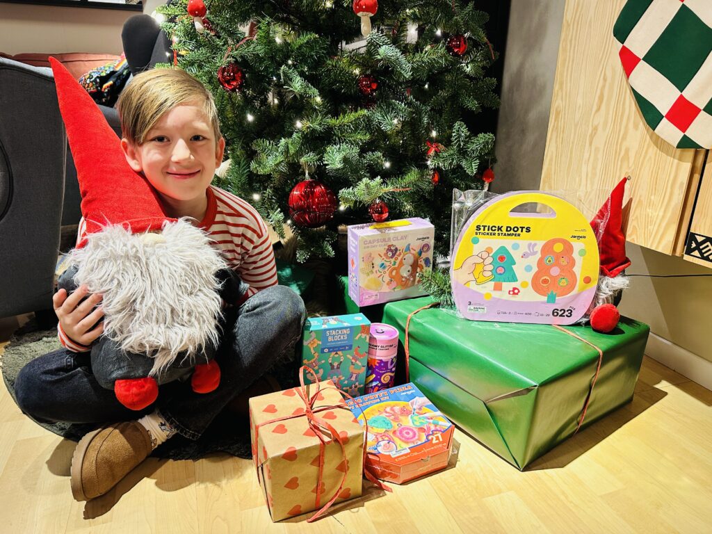 Populiariausios kūrybiškos Kalėdų dovanos vaikams 2025
