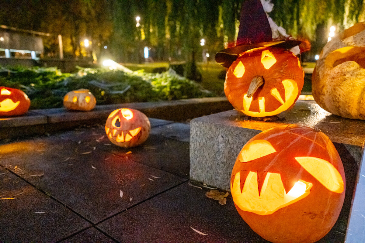 Nemokamas Šviečiančių moliūgų parkas Marijampolėje