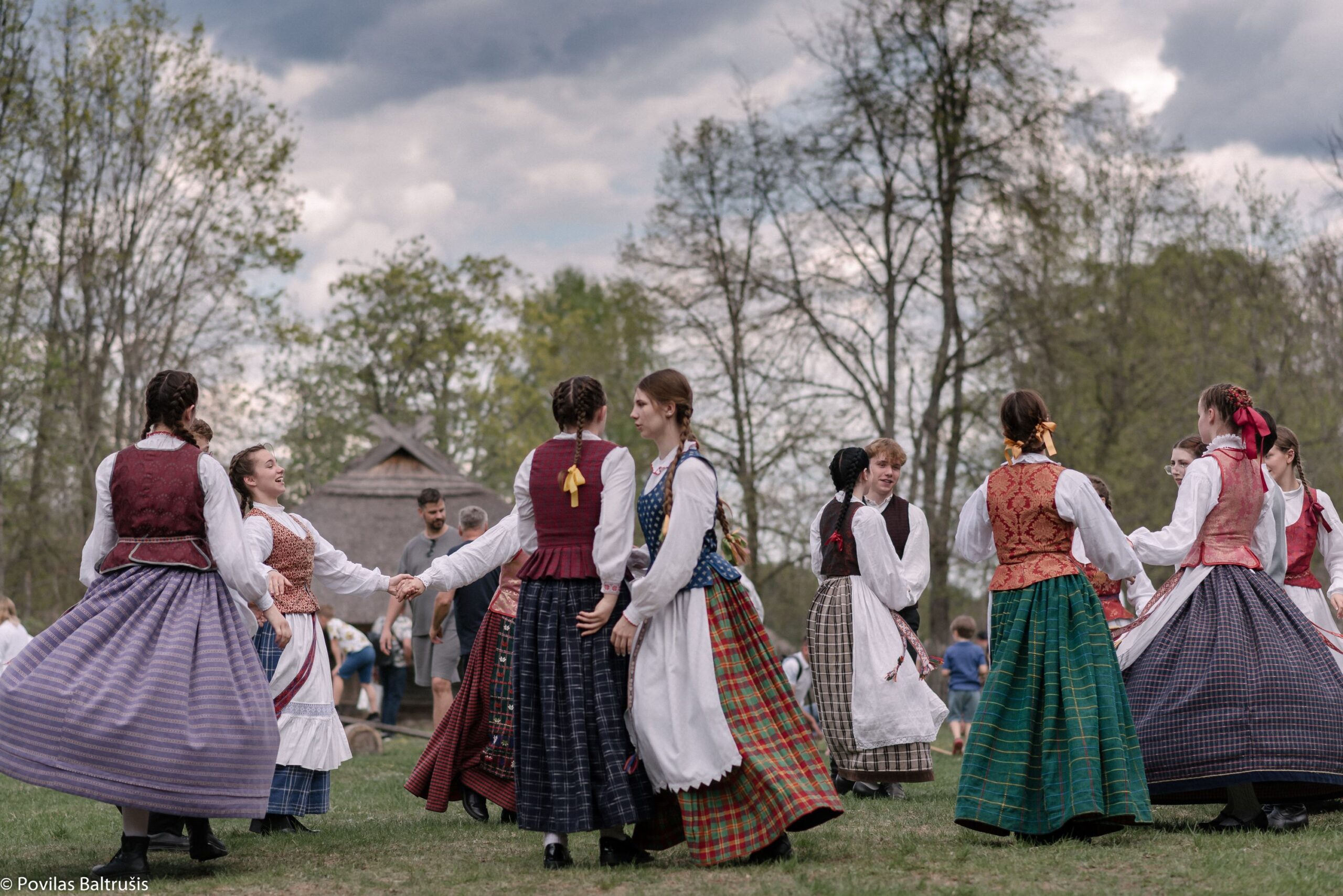 Šventė Rumšiškėse antrą Šv. Velykų dieną. P. Baltrušio nuotr.