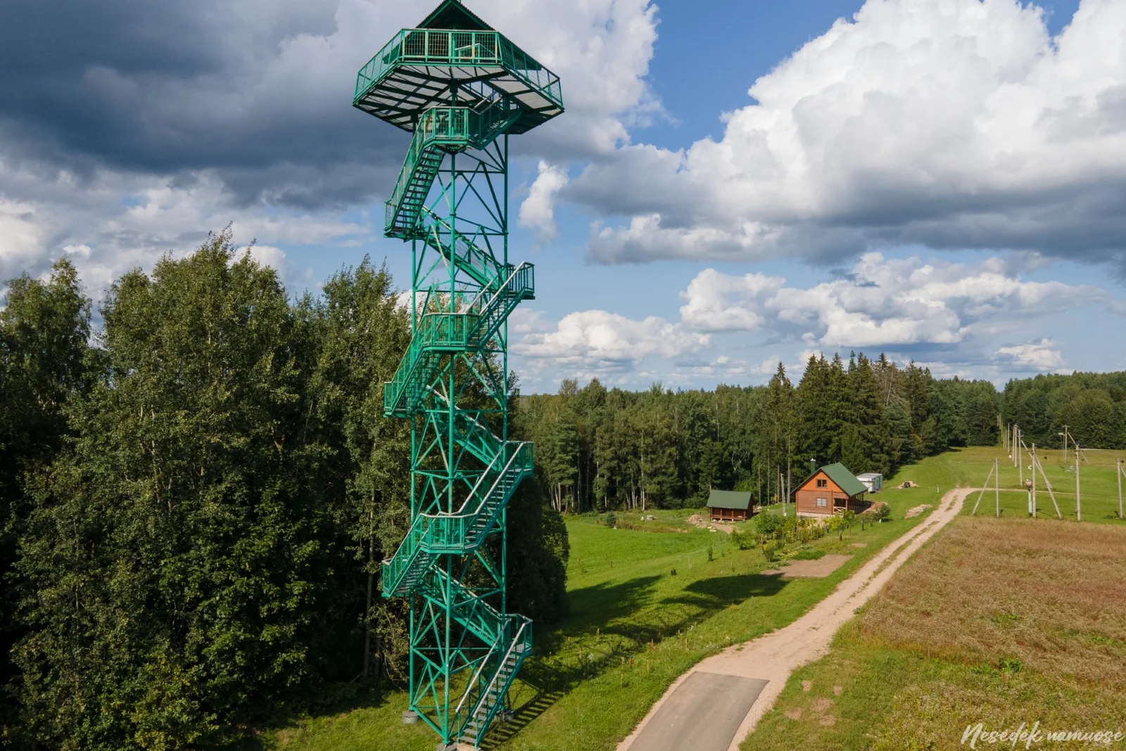 Senadvario (Švenčionių) apžvalgos bokštas (nuotr. iš „Nesėdėk namuose“ svetainės)
