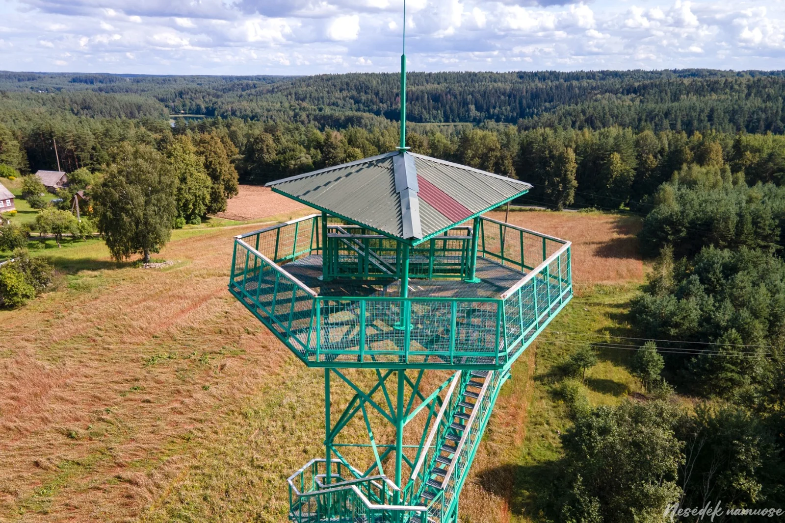 Senadvario (Švenčionių) apžvalgos bokštas (nuotr. iš „Nesėdėk namuose“ svetainės)