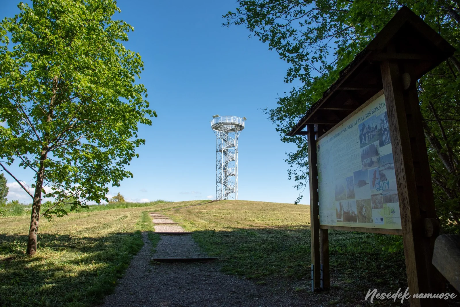 Siberijos apžvalgos bokštas (nuotr. iš „Nesėdėk namuose“ svetainės)