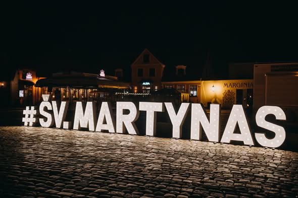 Šv. Martynas. Ir jo žąsys 2025: įspūdinga ugnies, šviesos ir lazerių šventė Klaipėdoje