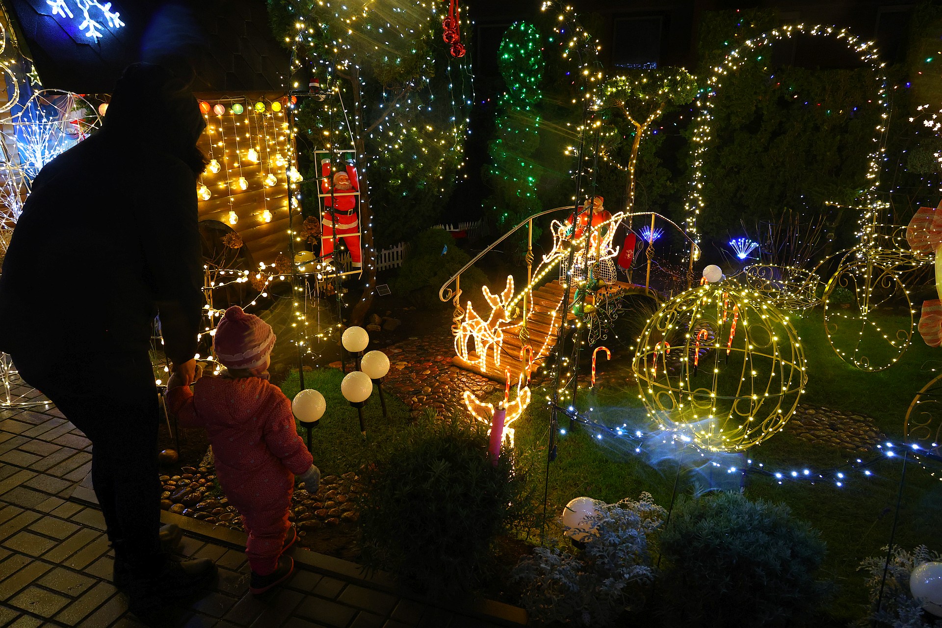 Įspūdingos kalėdinės dekoracijos Šiauliuose