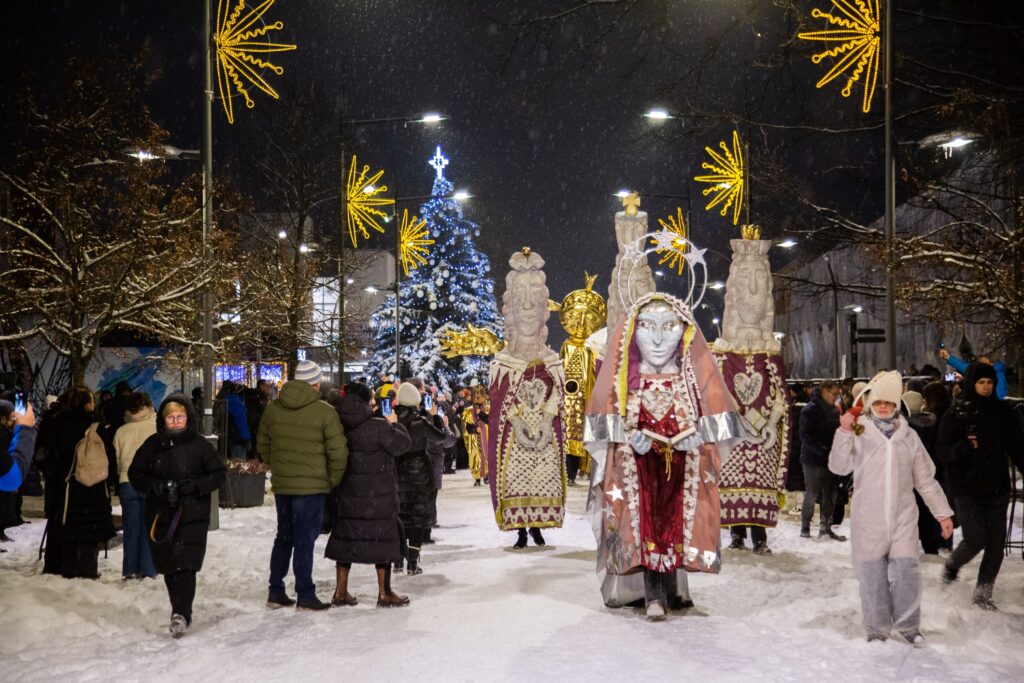 Trijų Karalių eitynės Šiauliuose simboliškai užvėrė kalėdinio laikotarpio duris