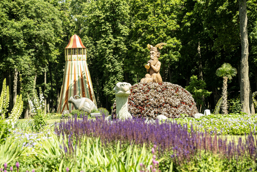 Mindauginės Pakruojo dvaro Vasaros gėlių festivalyje
