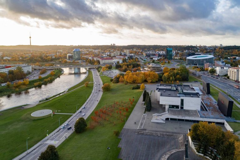 Pieva prie Baltojo tilto (Neakivaizdinis Vilnius nuotr.)