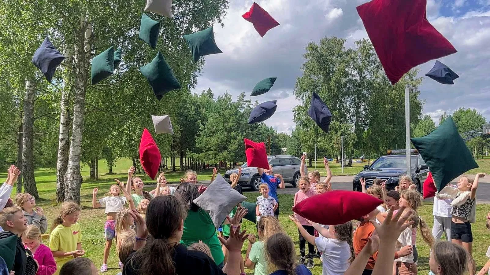 BASAKOJIS pramoginės vasaros vaikų stovyklos gamtoje