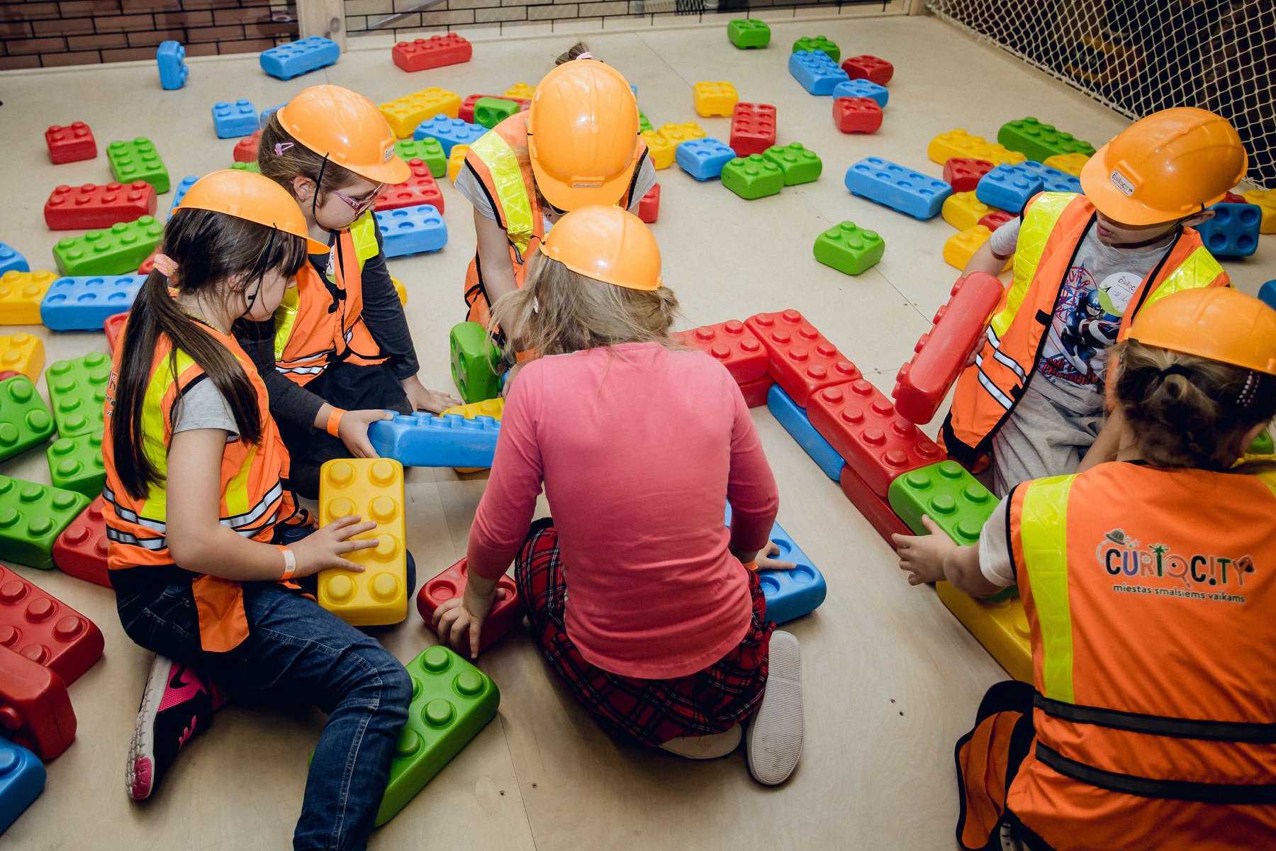 CurioCity vasarą kviečia vaikų grupes į edukacinį pramogų centrą