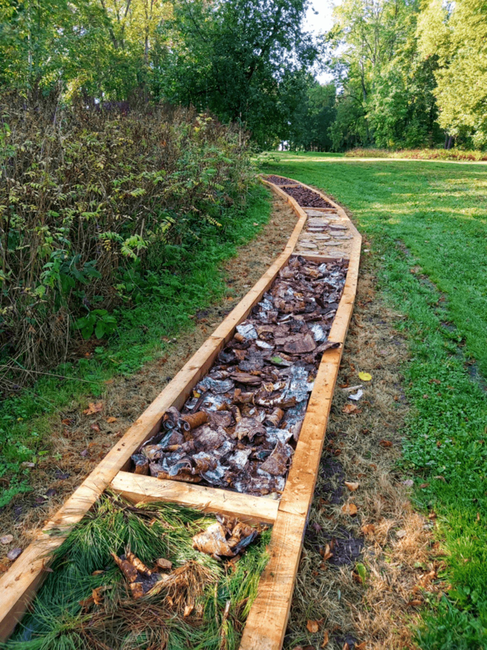 Basų kojų takas Dirvonėnuose (Šiaulių turizmo informacijos centro nuotr.)