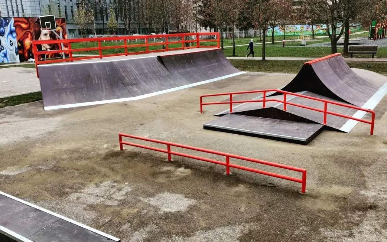 Lazdynų skate parkas (Spot Ramps nuotr.)