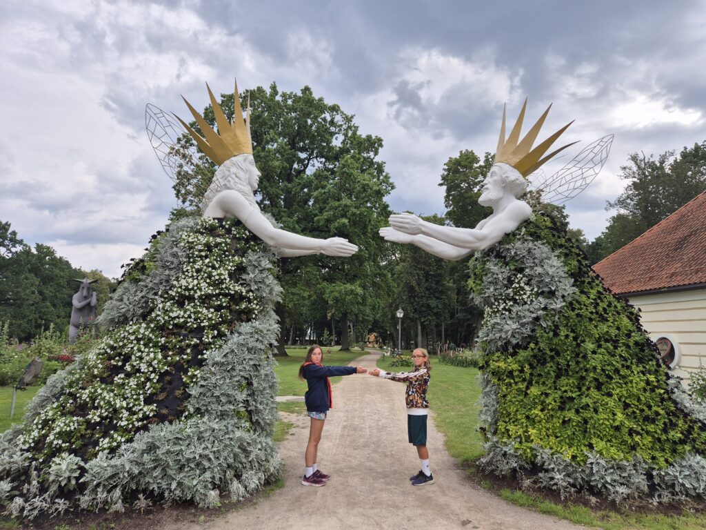 Pakruojo dvaro vasaros gėlių festivalis 2026