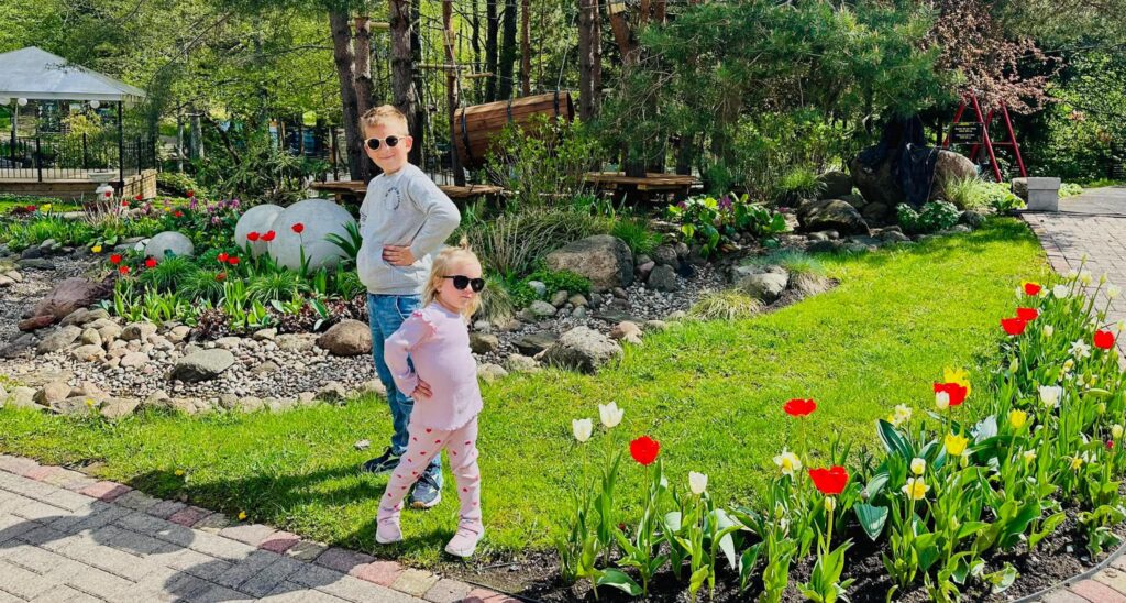 Ką veikti gamtoje su vaikais: idėjos visai šeimai