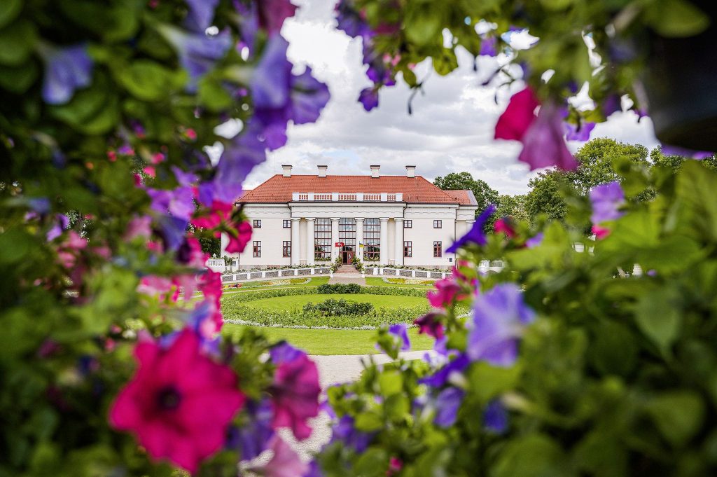 Pakruojo dvaro vasaros gėlių festivalis 2026